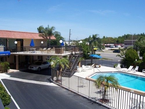Tarpon Shores Inn 타폰스프링스 외부 사진
